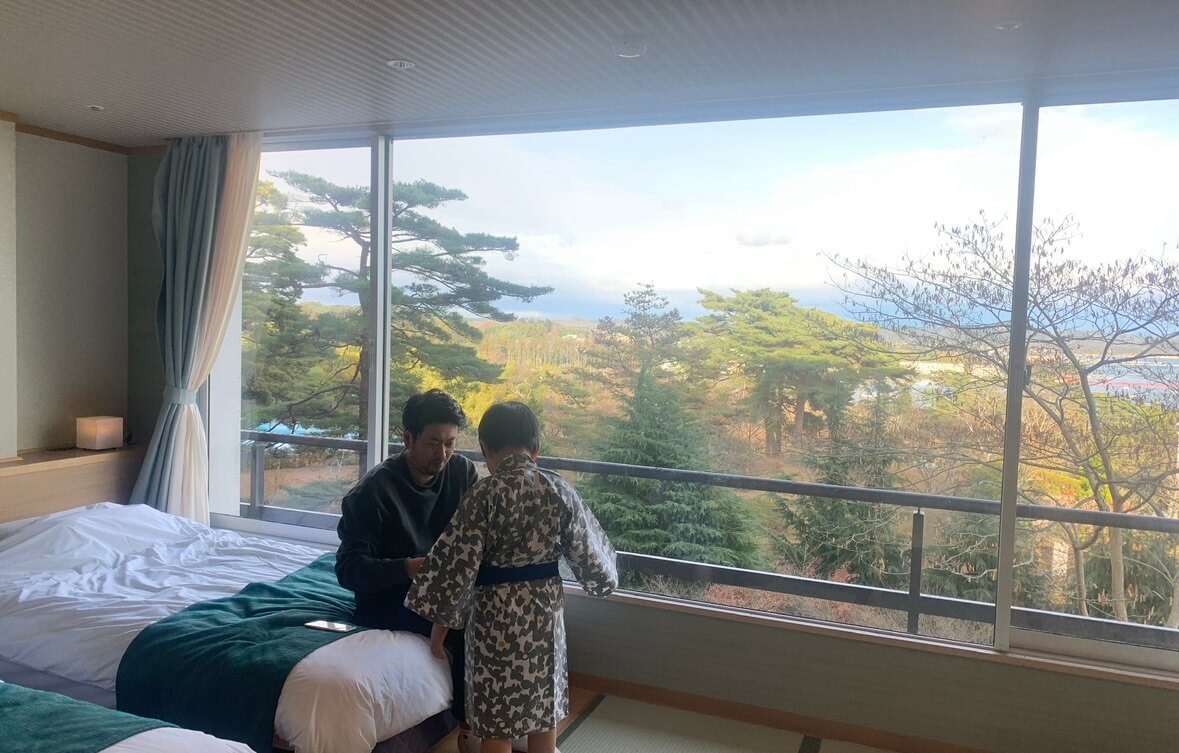 山側の和洋室