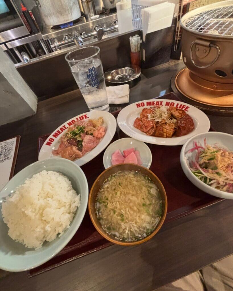 仙一ホルモンランチ